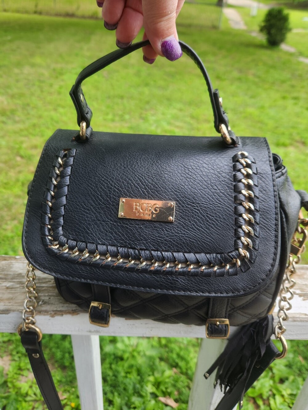 BCBG Paris Vintage Quilted Leather Crossbody with Tassel and Chain Trim EUC - Picture 9 of 12
